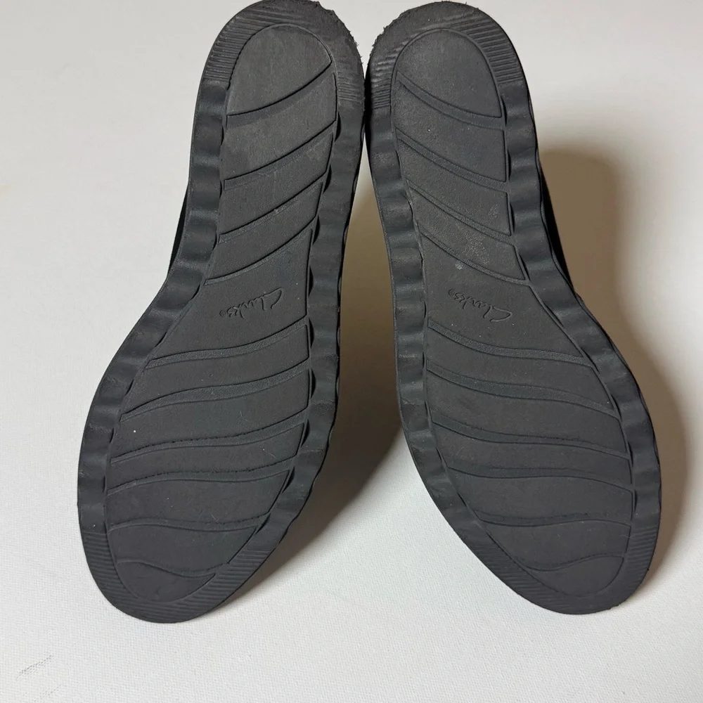 Clarks Collection Black‎ Suede Platform Loafers Bow Detail 7M